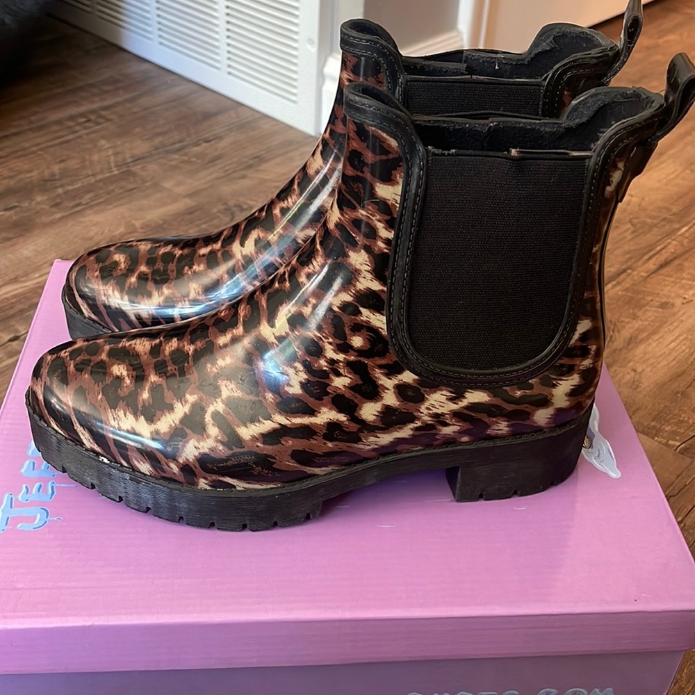 Jeffery Campbell Leopard Rain Boots!!
